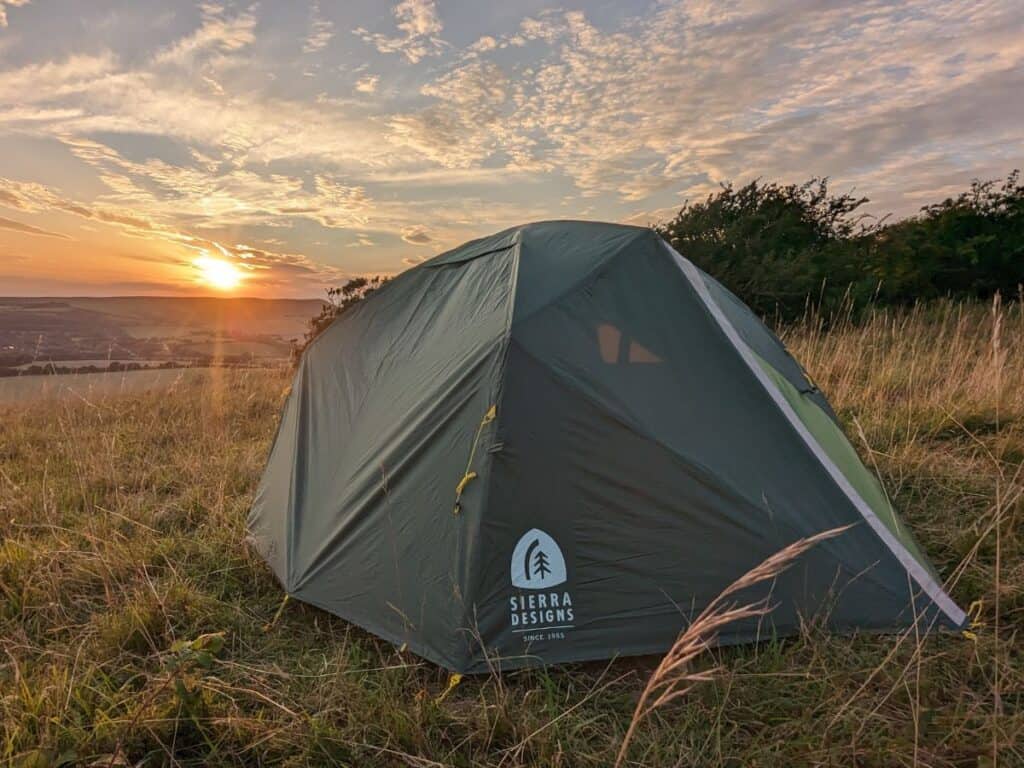 Wild Camping in England - Sierra Designs Meteor 3000 