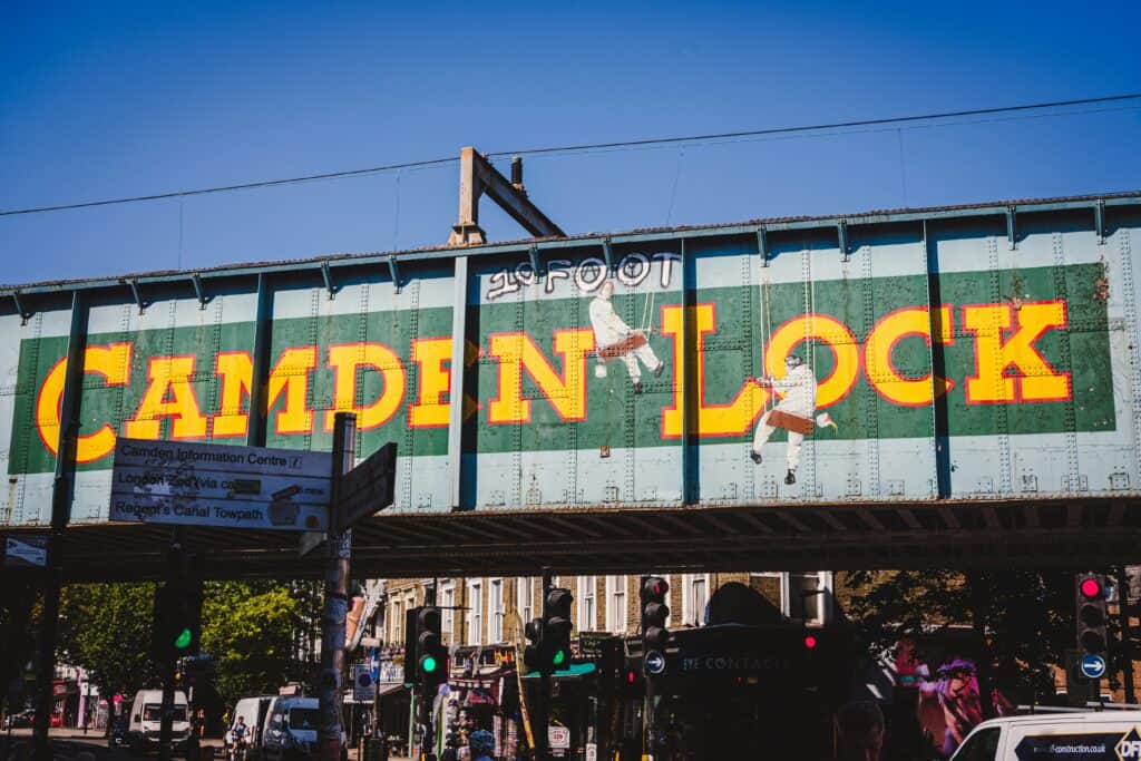 Paddleboard London: 10 Best SUP Spots 2025 3 Camden Lock